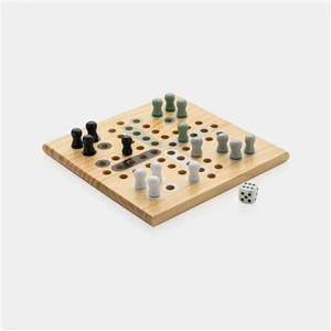 Claire fa Ludo játék