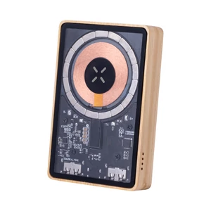 Dominik átlátszó powerbank